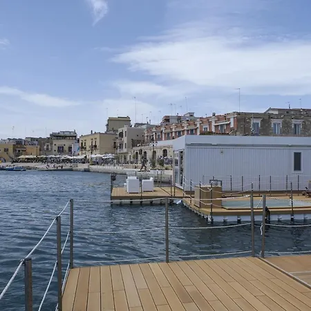 Houseboat Marina Resorts